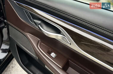 Седан BMW 7 Series 2016 в 