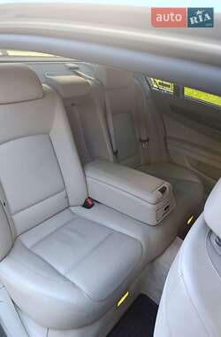 Седан BMW 7 Series 2010 в 