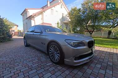 Седан BMW 7 Series 2010 в 