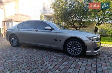 Седан BMW 7 Series 2010 в 