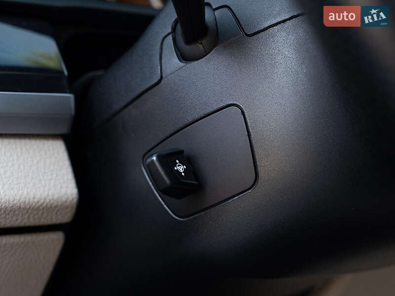 Седан BMW 7 Series 2009 в Одесі