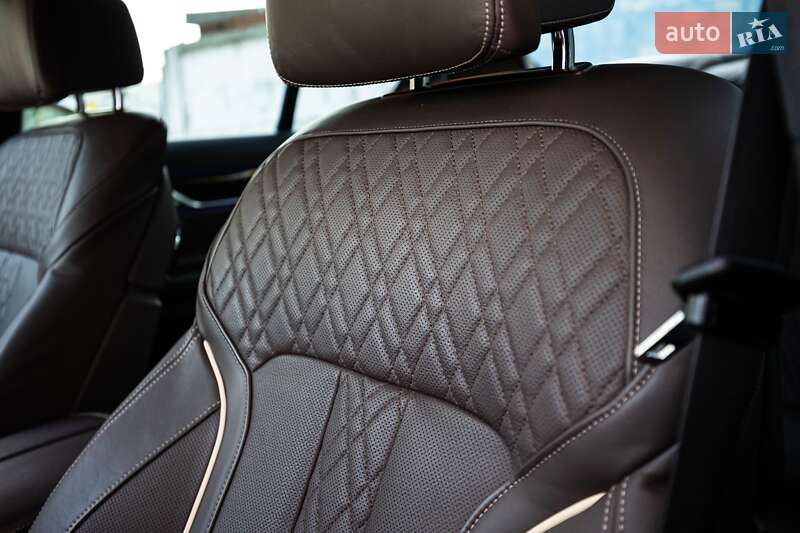 Седан BMW 7 Series 2022 в Києві