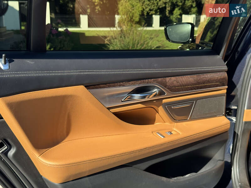 Седан BMW 7 Series 2016 в Тернополе фото 10 Седан BMW 7 Series 2016 в Тернополе