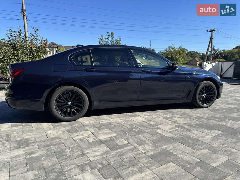 Седан BMW 7 Series 2016 в Тернополе фото 38 Седан BMW 7 Series 2016 в Тернополе
