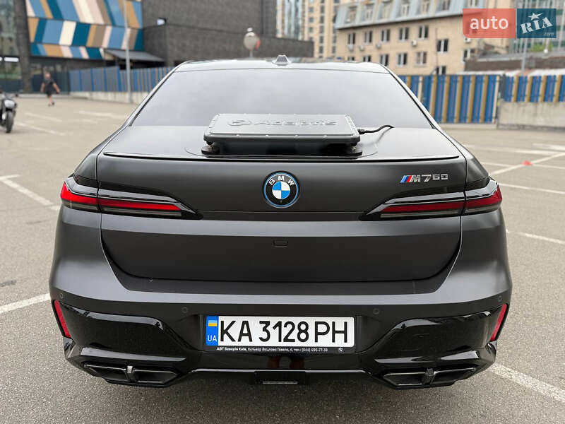 Седан BMW 7 Series 2024 в Киеве