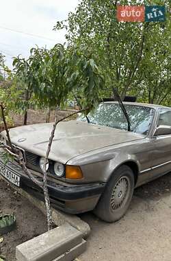 Седан BMW 7 Series 1989 в Вільнянську