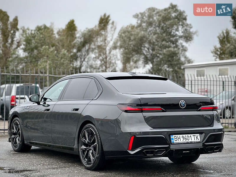 Седан BMW 7 Series 2023 в Києві фото 9 Седан BMW 7 Series 2023 в Києві