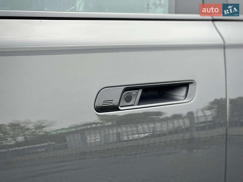 Седан BMW 7 Series 2023 в Києві фото 17 Седан BMW 7 Series 2023 в Києві