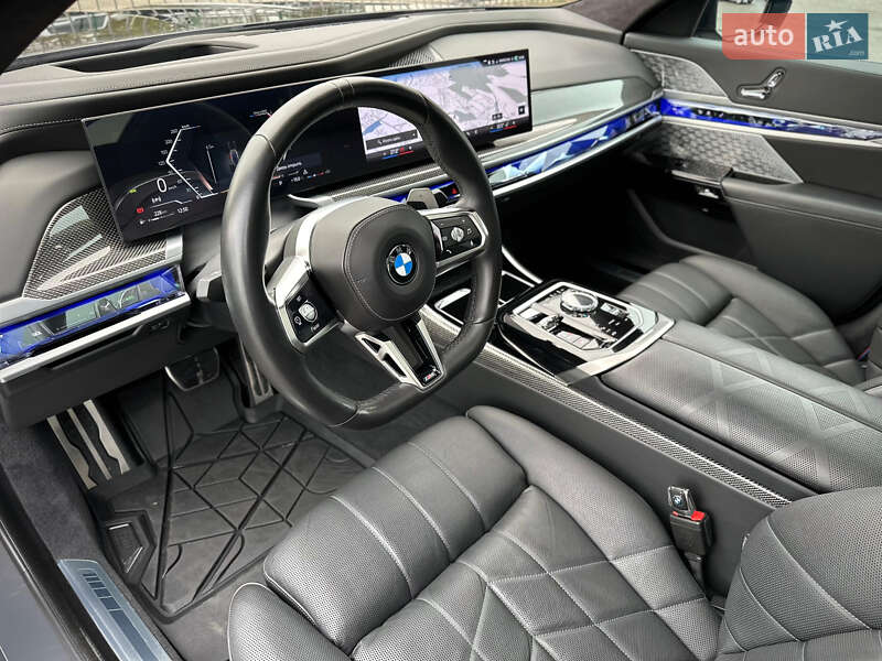 Седан BMW 7 Series 2023 в Києві фото 45 Седан BMW 7 Series 2023 в Києві