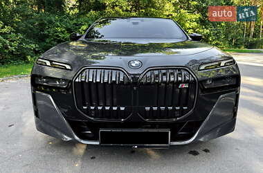 Седан BMW 7 Series 2024 в  фото 3 Седан BMW 7 Series 2024 в