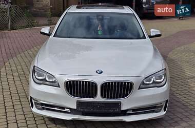 Седан BMW 7 Series 2014 в Мукачевому