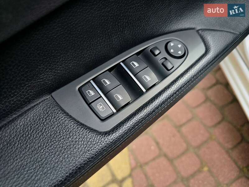 Седан BMW 7 Series 2014 в Мукачево