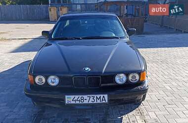Седан BMW 7 Series 1988 в Немирове