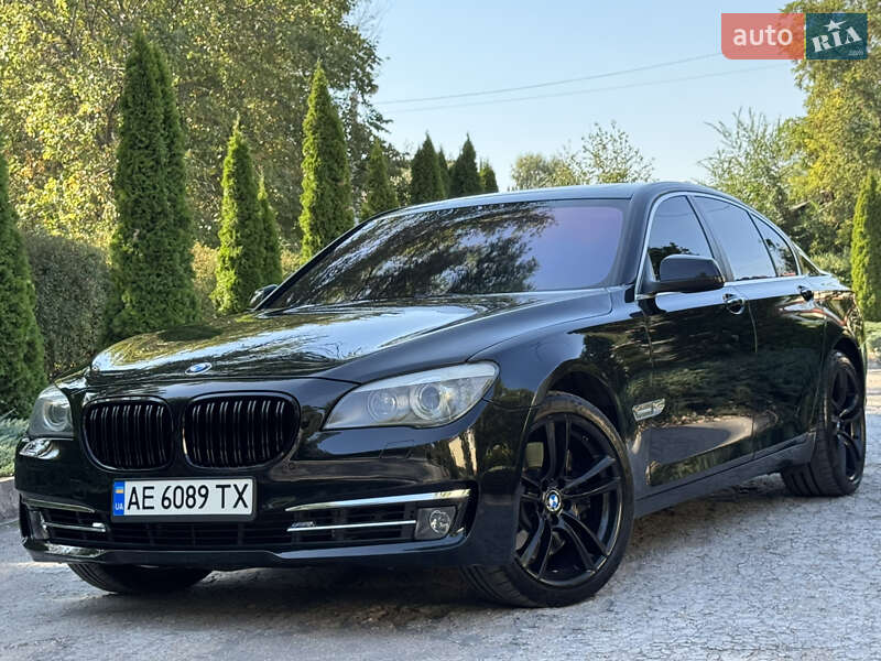 Седан BMW 7 Series 2009 в Днепре
