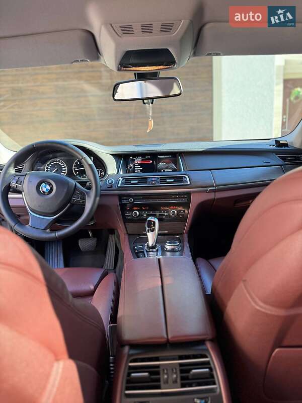 Седан BMW 7 Series 2014 в Киеве