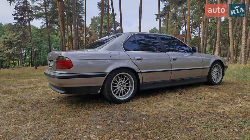 Седан BMW 7 Series 1999 в Ахтырке фото 7 Седан BMW 7 Series 1999 в Ахтырке