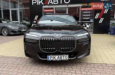 Седан BMW 7 Series 2024 в 