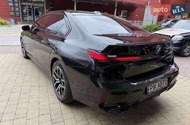 Седан BMW 7 Series 2024 в 