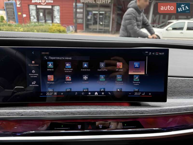 Седан BMW 7 Series 2024 в Львове