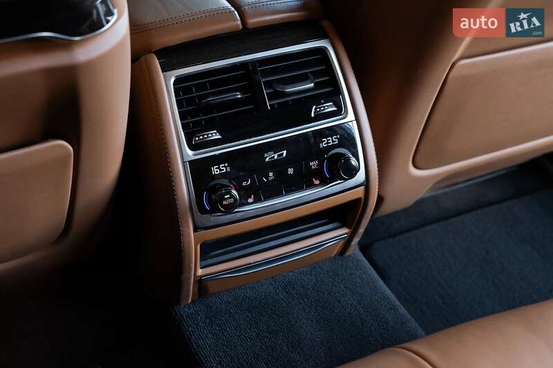 Седан BMW 7 Series 2016 в Одесі