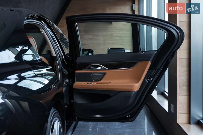 Седан BMW 7 Series 2016 в Одесі