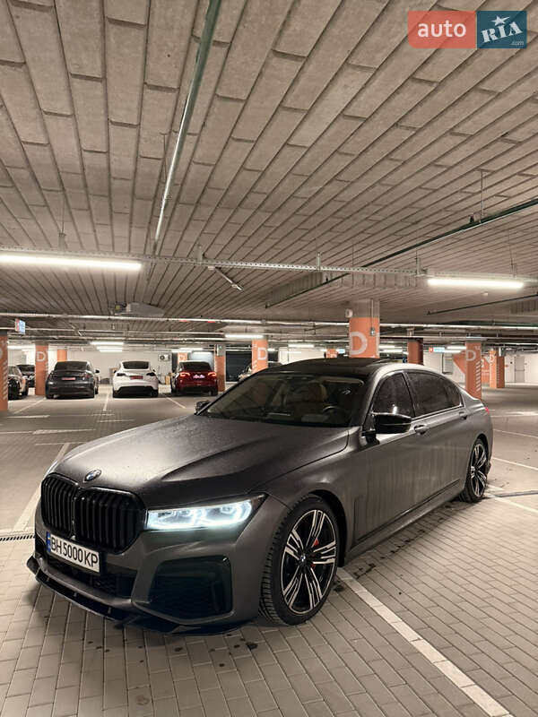 Седан BMW 7 Series 2017 в 