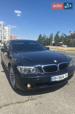 Седан BMW 7 Series 2006 в Черноморске