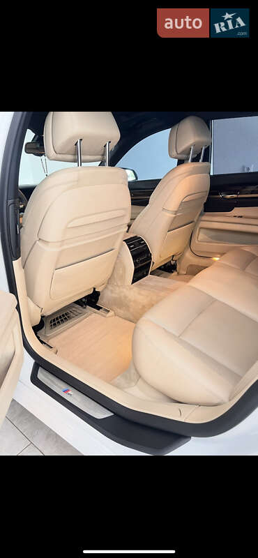 Седан BMW 7 Series 2013 в Івано-Франківську фото 22 Седан BMW 7 Series 2013 в Івано-Франківську