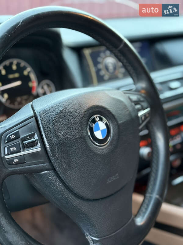 Седан BMW 7 Series 2009 в Дрогобыче