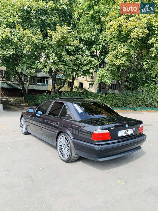 Седан BMW 7 Series 1996 в Днепре