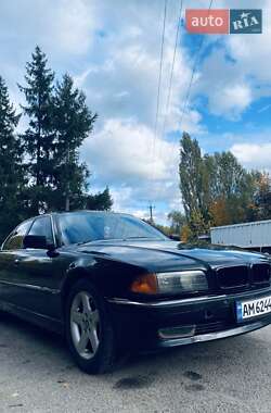 Седан BMW 7 Series 1994 в Коростышеве