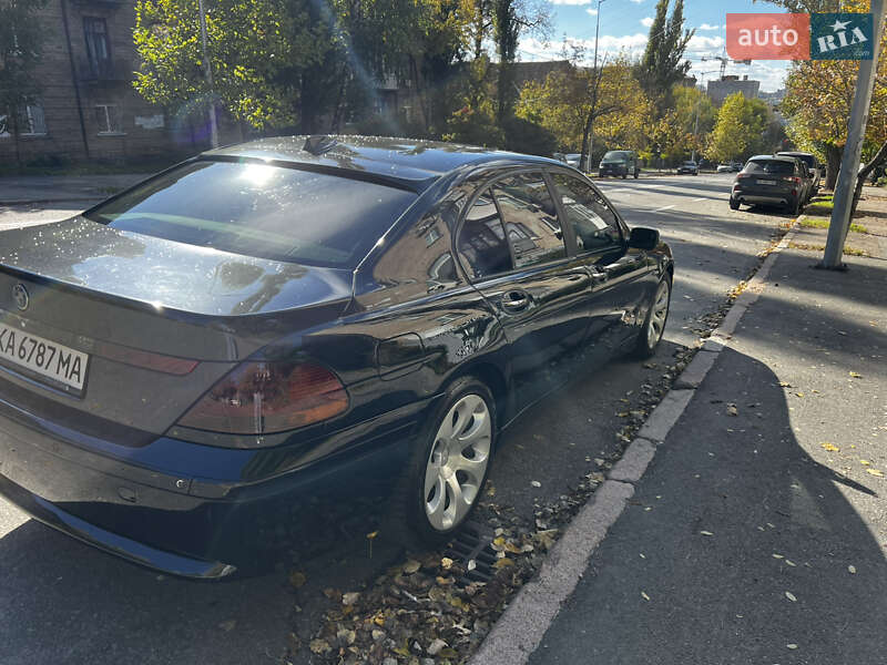 Седан BMW 7 Series 2004 в Києві