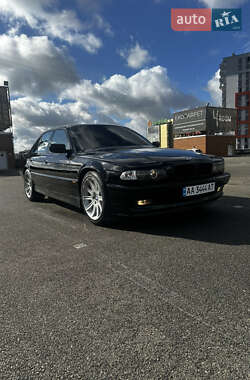 Седан BMW 7 Series 2000 в Киеве