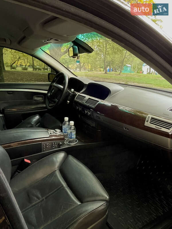 Седан BMW 7 Series 2007 в Никополе