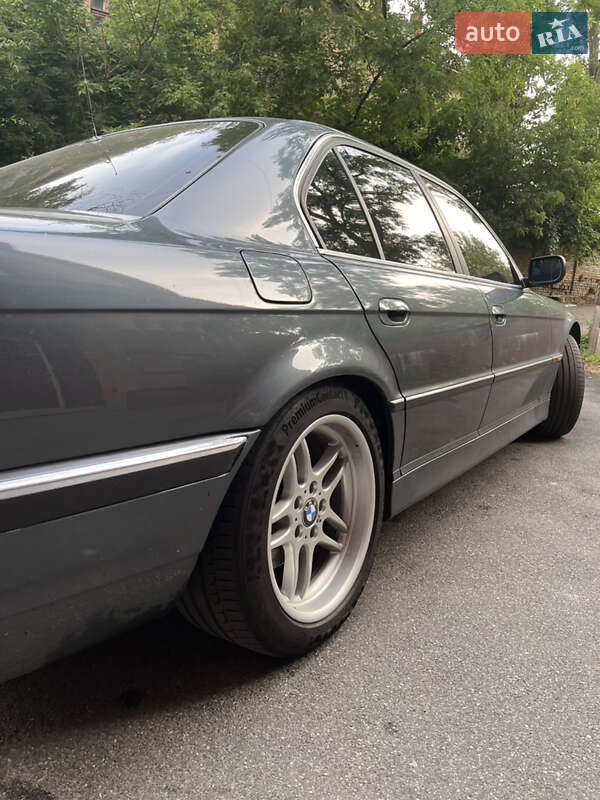 Седан BMW 7 Series 1998 в Турке фото 23 Седан BMW 7 Series 1998 в Турке