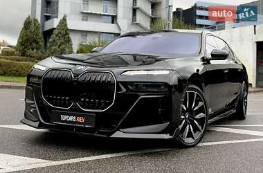 Седан BMW 7 Series 2023 в Києві