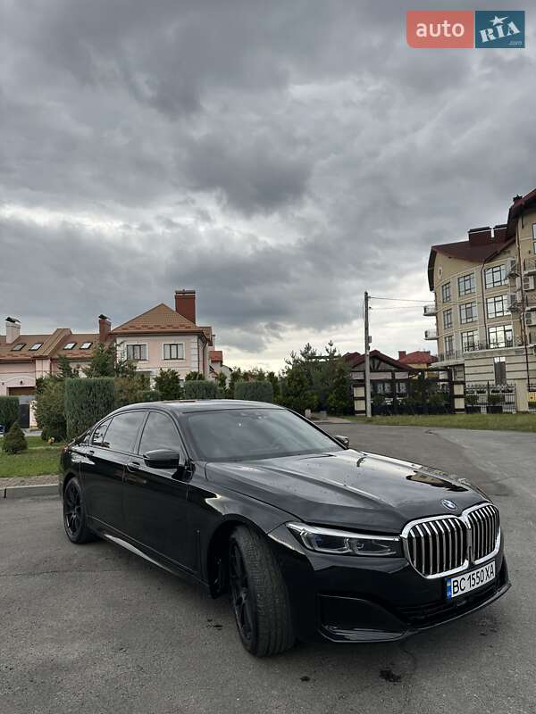 Седан BMW 7 Series 2017 в Шептицькому