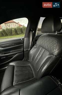 Седан BMW 7 Series 2017 в 