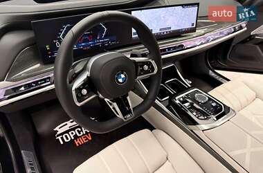 Седан BMW 7 Series 2025 в 