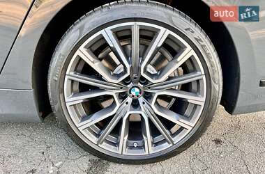 Седан BMW 7 Series 2022 в 