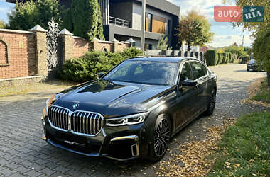 Седан BMW 7 Series 2019 в Черновцах