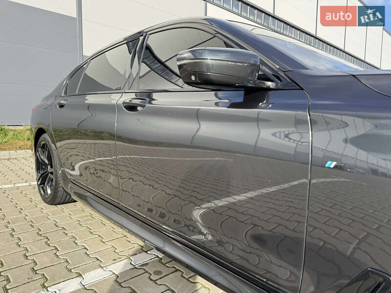 Седан BMW 7 Series 2016 в Ивано-Франковске