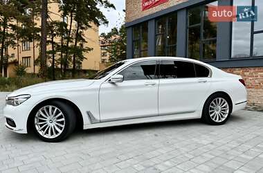 Седан BMW 7 Series 2016 в 
