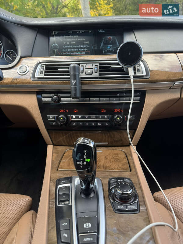 Седан BMW 7 Series 2010 в Луцке