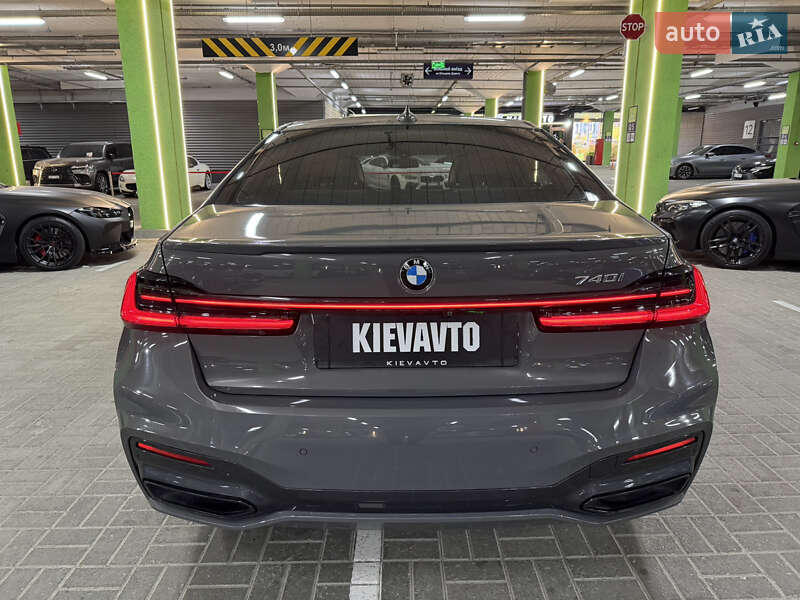 Седан BMW 7 Series 2019 в Киеве