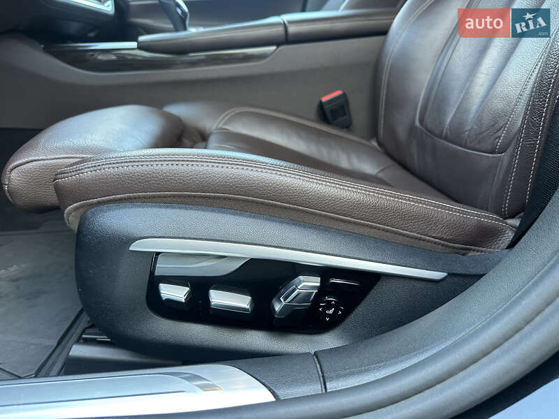 Седан BMW 7 Series 2016 в Киеве