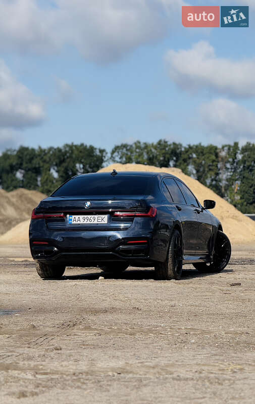 Седан BMW 7 Series 2018 в Києві фото 4 Седан BMW 7 Series 2018 в Києві