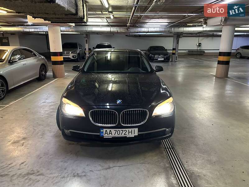Седан BMW 7 Series 2009 в Киеве