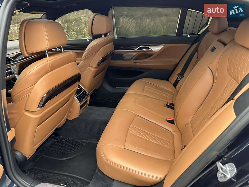 Седан BMW 7 Series 2019 в Хмельницком фото 47 Седан BMW 7 Series 2019 в Хмельницком