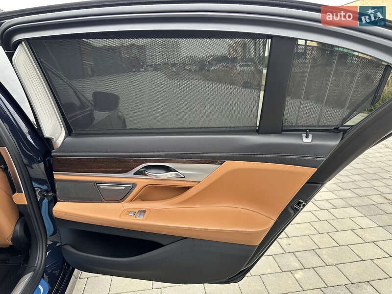 Седан BMW 7 Series 2019 в Хмельницком фото 56 Седан BMW 7 Series 2019 в Хмельницком